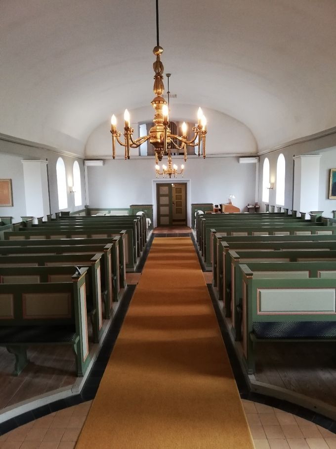 Kirkerummet i Skanderup Valgmenigheds Kirke.